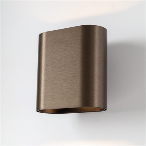 Modular+Duell Wall Up/Down 2x LED 12W 537lm 2700K CRI>90, hämardatav DALI, seinavalgusti, anodeeritud harjatud pronks/matt must