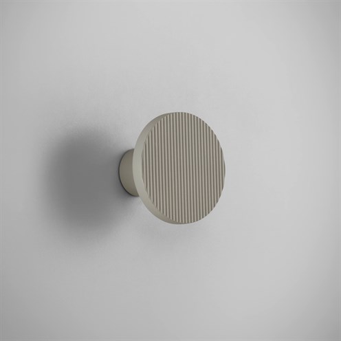 Bover+Arid A/01 LED 12W 586/634/673lm 2200/2400/2700K CRI>90, hämardatav TRIAC, IP44, seinavalgusti, helehall
