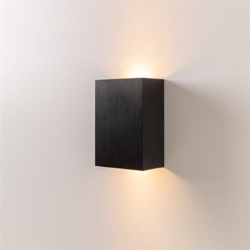 Modular+Sulfer Wall Up/Down 2x LED 6.6W 282lm 2700K CRI>90, hämardatav Tre dim, seinavalgusti, harjatud must