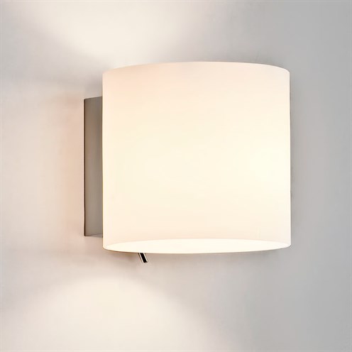 ASTRO+Luga max. 60W E14, lülitiga, seinavalgusti, hõbe, opaalklaas