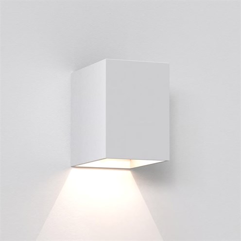 ASTRO+Oslo 100 LED 3,8W 47lm 3000K CRI>90, IP65, seinavalgusti, valge