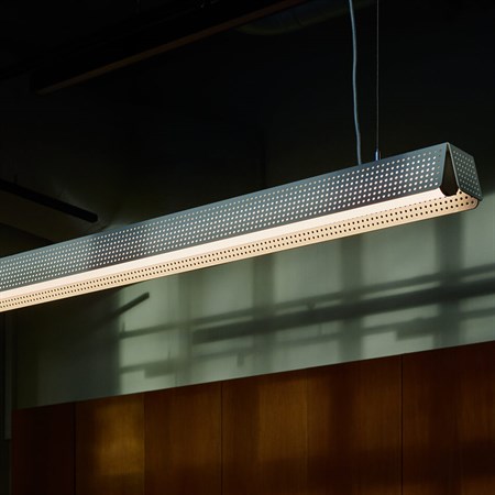 Essenzialed+Armour LED 35W 2832lm 2700K CRI>95, hämardatav, rippvalgusti, must