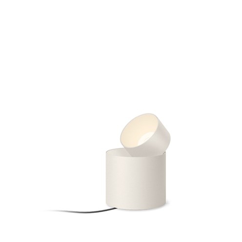 Vibia+Pro Plug Ø9 LED 17,1W 1961lm 2700K CRI>90 35°, hämardatav Push dim, laua-/põrandavalgusti, valge (NCS S 0502-Y50R)